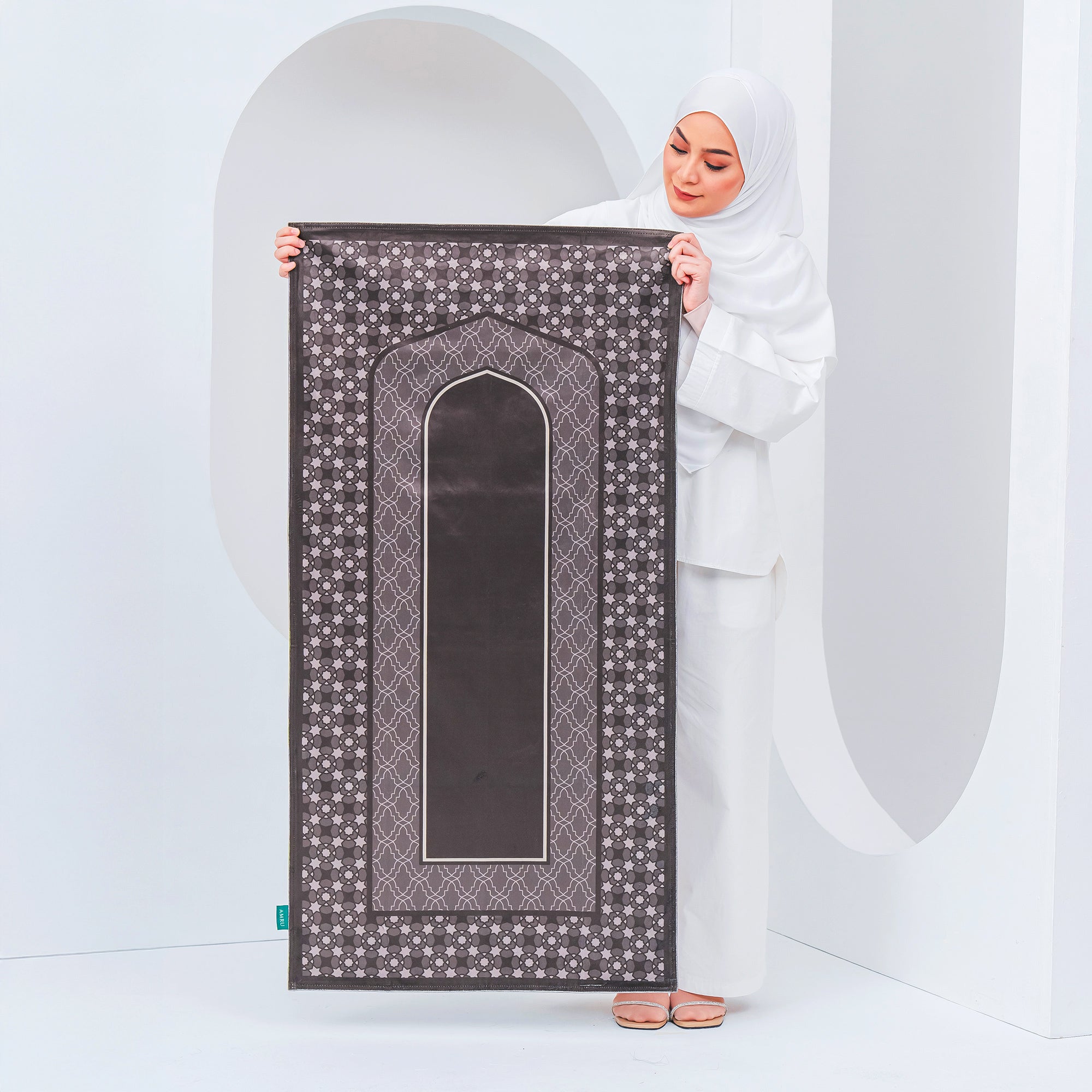 Sakeena Sajada Moroccan