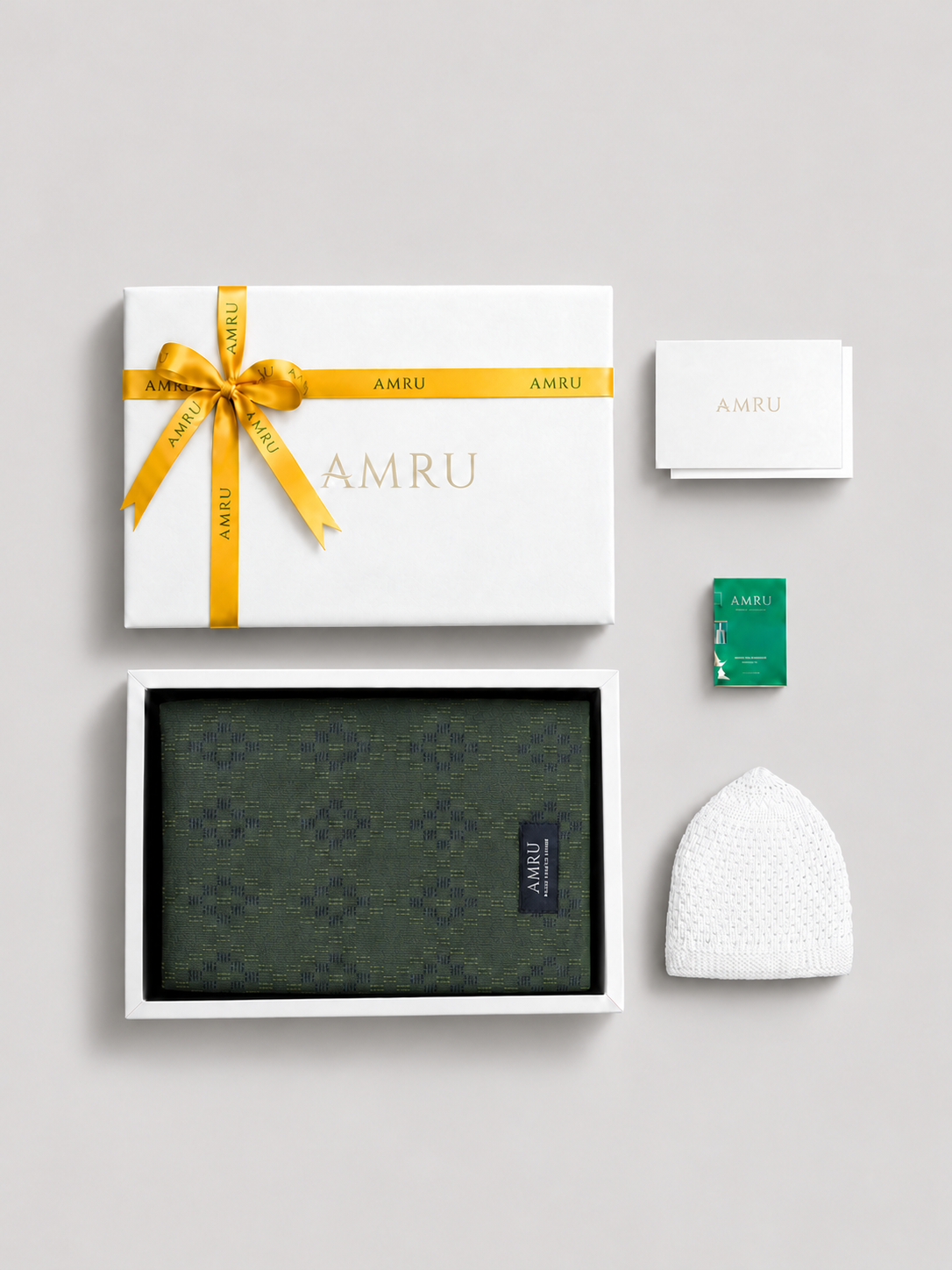 Basic Gift Set (Basic Pelikat + Basic Kopiah) with Exclusive Box