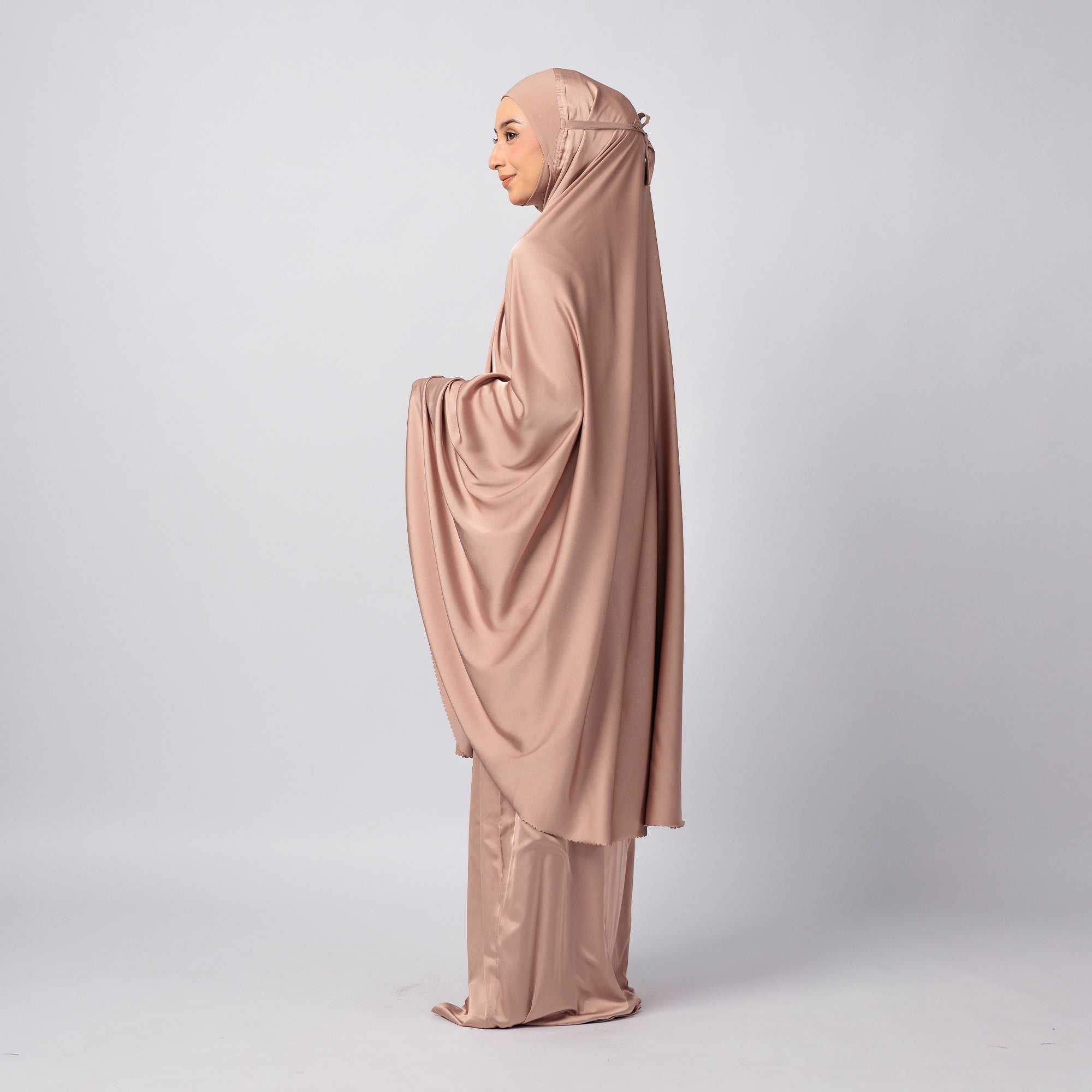 Naura Telekung Satin