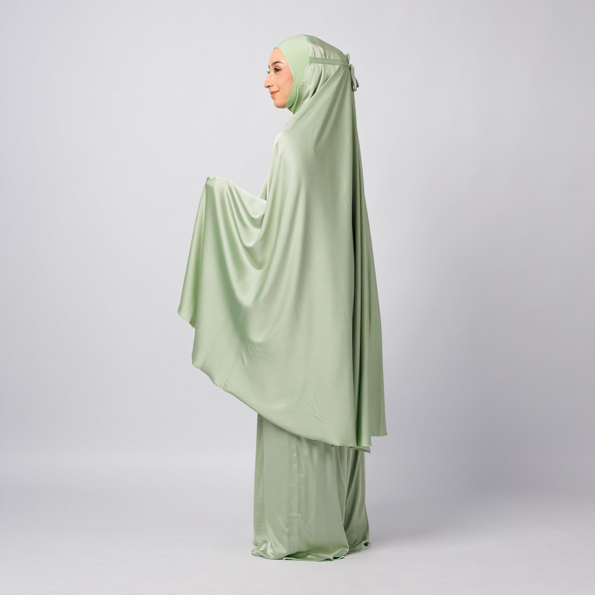 Naura Telekung Satin