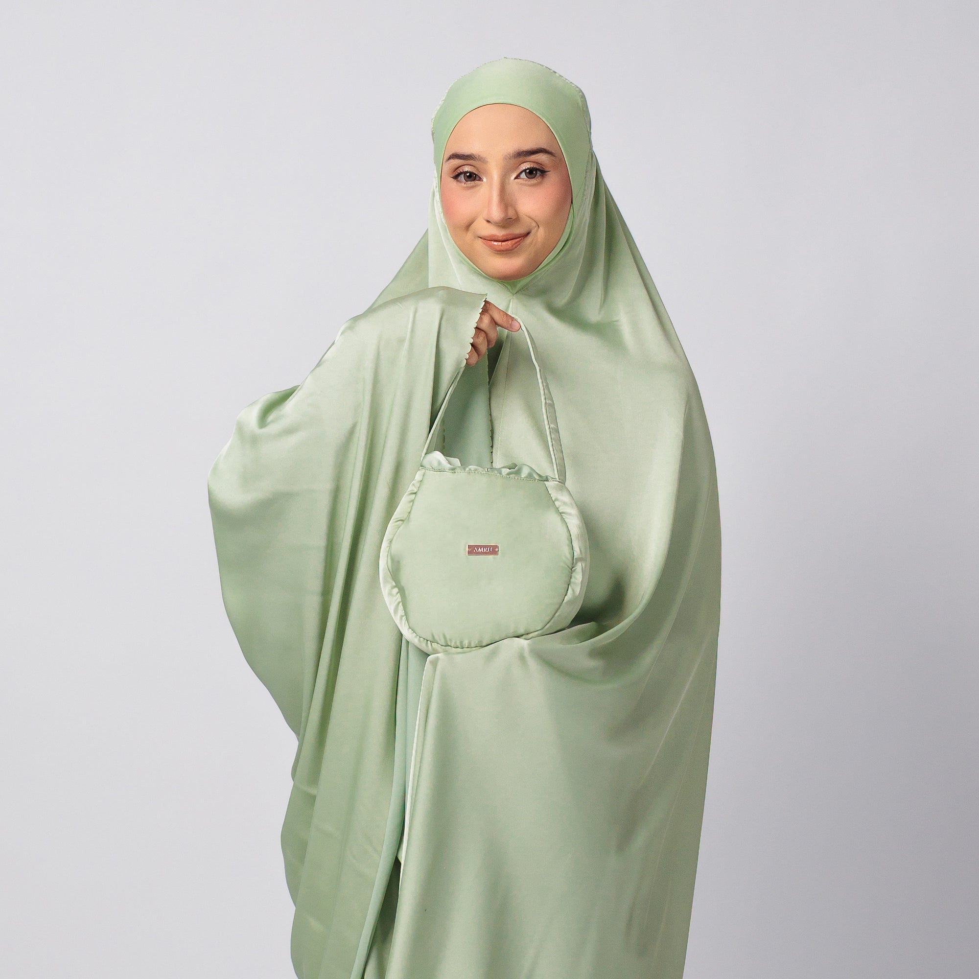 Naura Telekung Satin