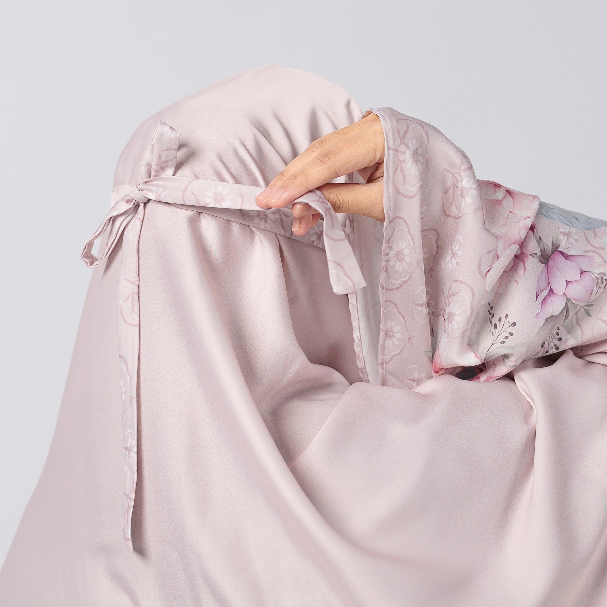 As-Is Travel Telekung (Printed) with Travel Sajada