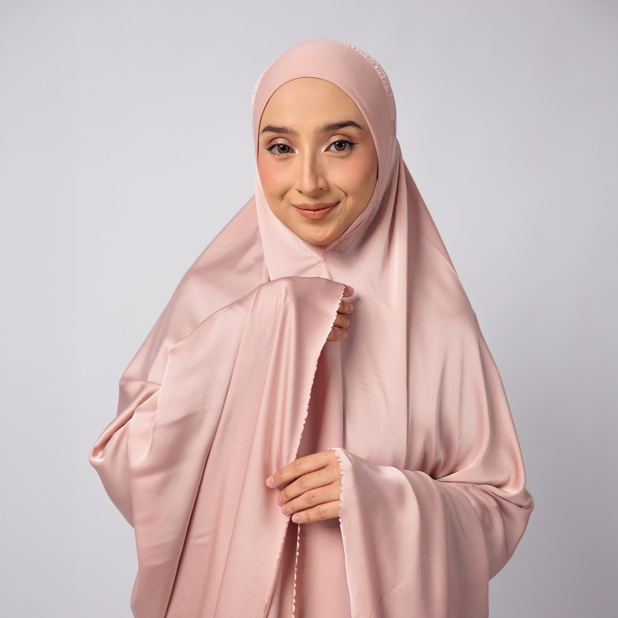 Naura Telekung Satin